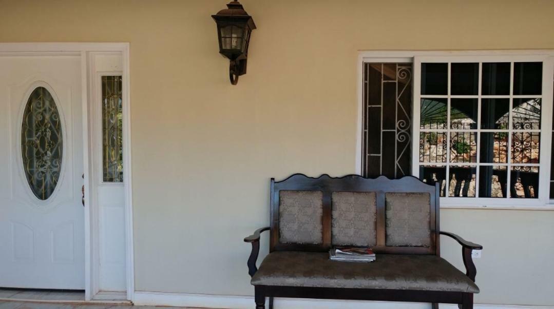 Eve'S Rockaway Villa Alligator Pond Village Exterior photo